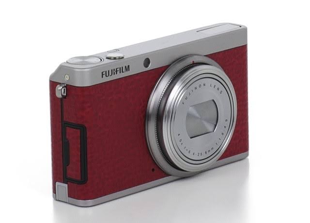 Red 12.0 MP Compact Digital Camera L6444