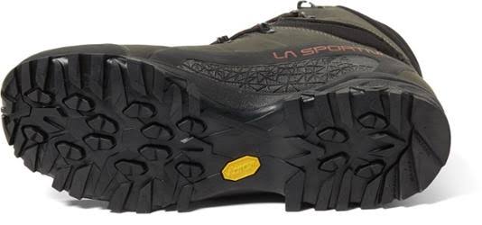 Carbon/Chili Wide Hiking Boots C102
