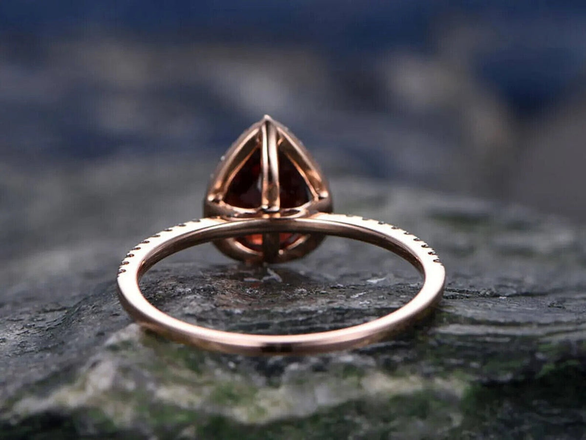 14k Rose Gold Garnet Ring P99771