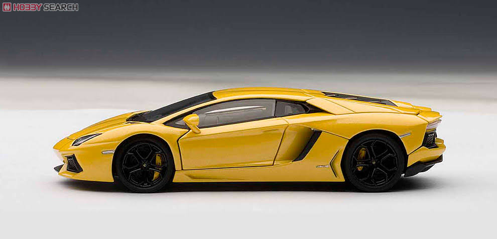 Metallic Yellow Diecast Car M422