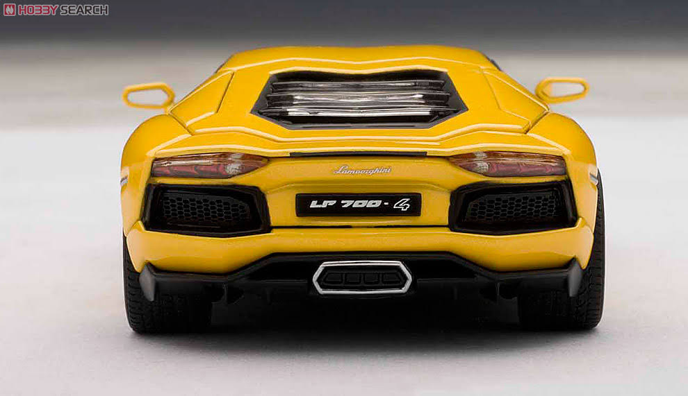 Metallic Yellow Diecast Car M422