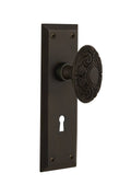 Victorian Door Knob with Keyhole Passage, Oil-Rubbed Bronze H595
