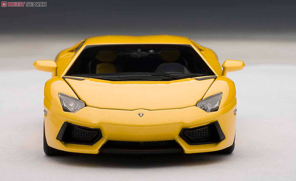 Metallic Yellow Diecast Car M422