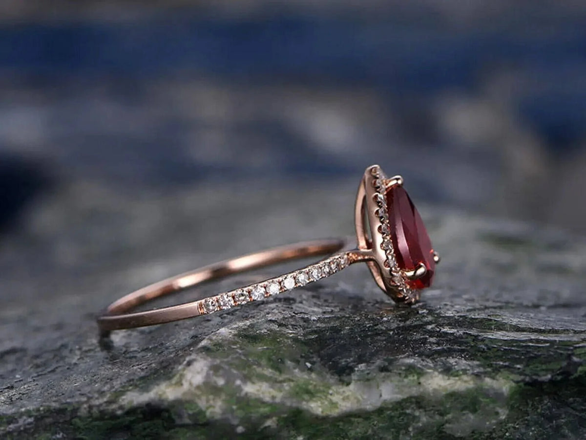 14k Rose Gold Garnet Ring P99771